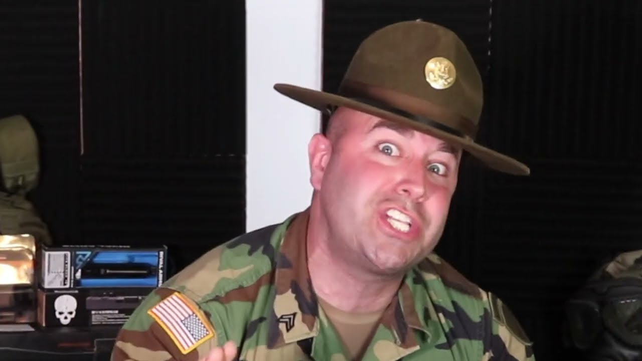 Военно-воздушные силы не могут бежать... Тест на физическую подготовку разрешает ХОДИТЬ!?!