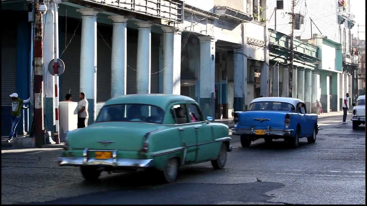 Havana Street Traffic, December 2012