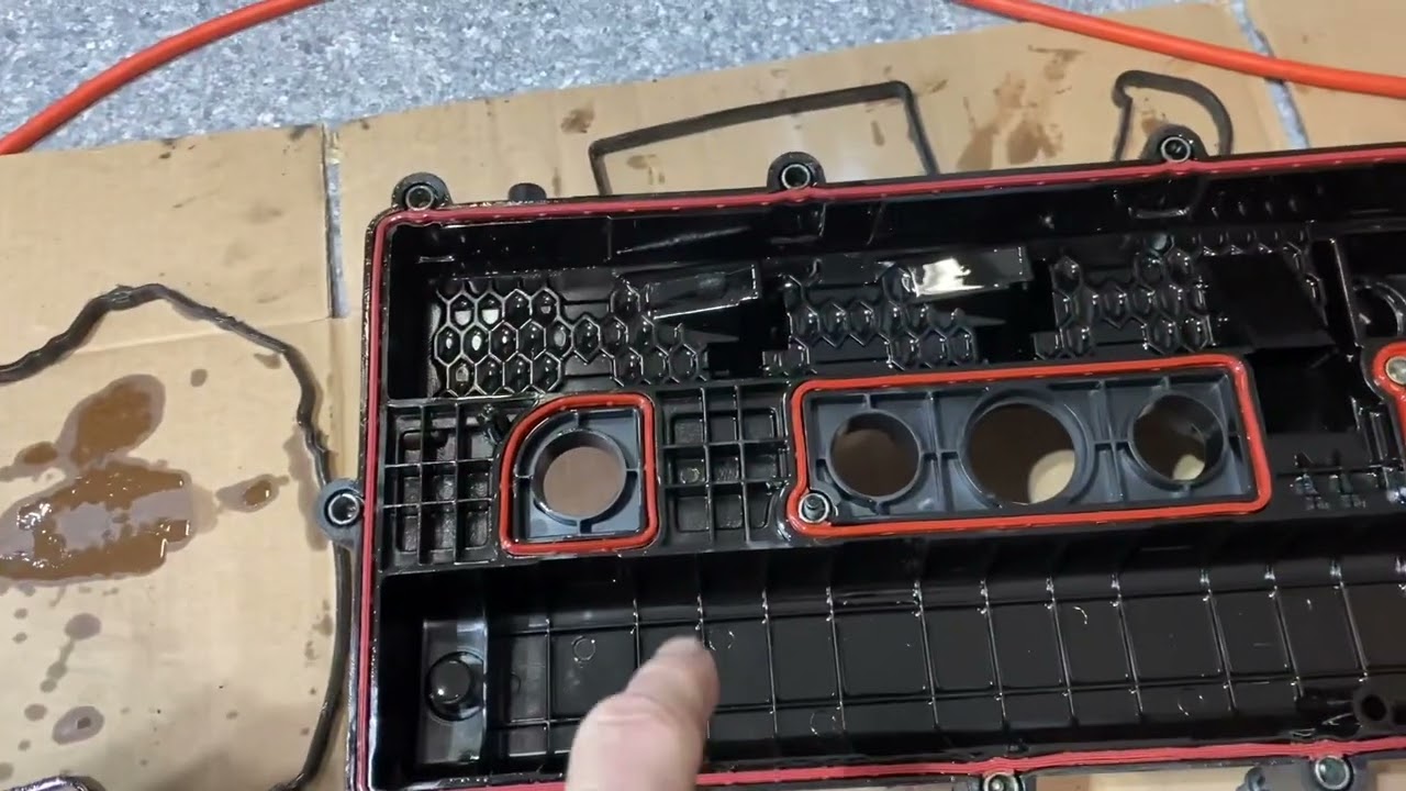 Прокладка крышки клапанов Ford Fusion, 4-цилиндровый двигатель, 2010 год.