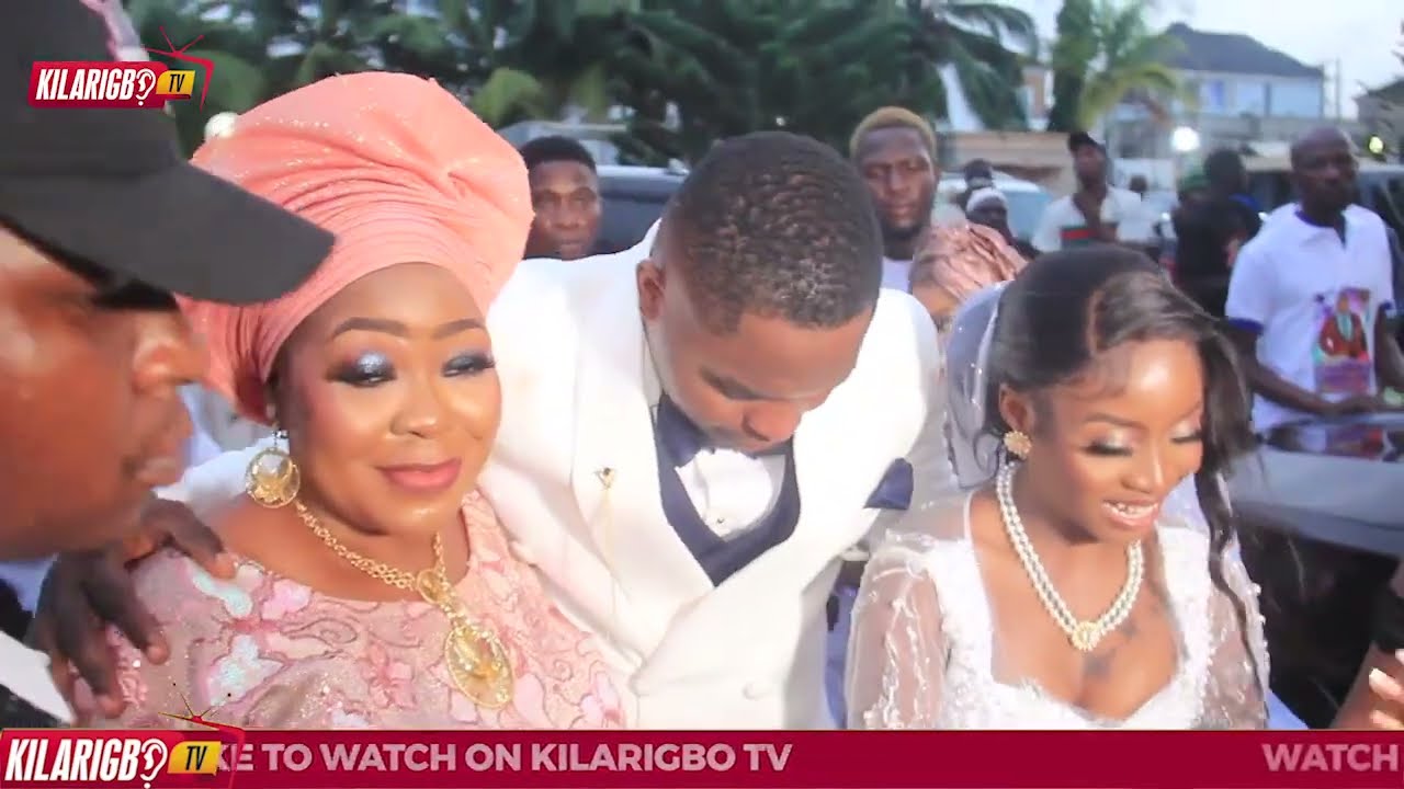Dancing Gov.Adeleke Joins Segun Ogungbe, Wife,  Femi Adebayo, Sanyeri At Actor Lukman's Wedding