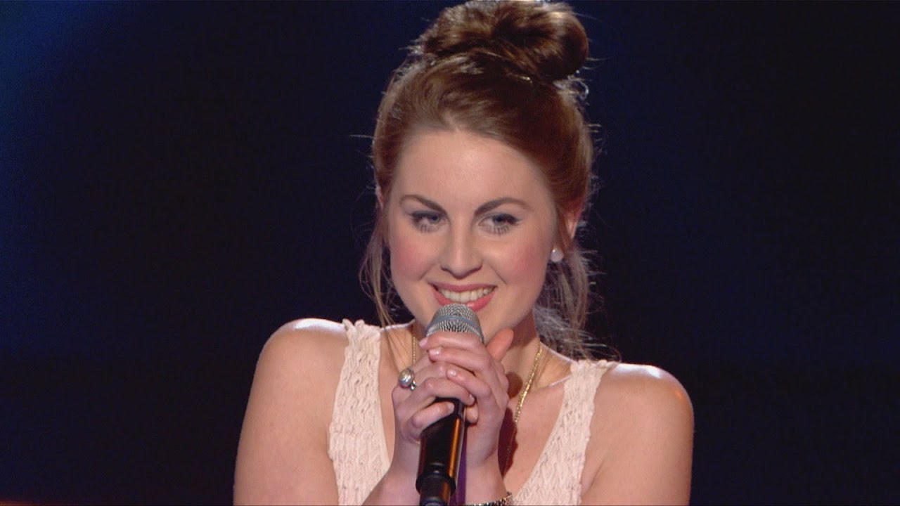 Emmy J Mac performs 'Put Your Records On' - The Voice UK - Blind Auditions 4 - BBC