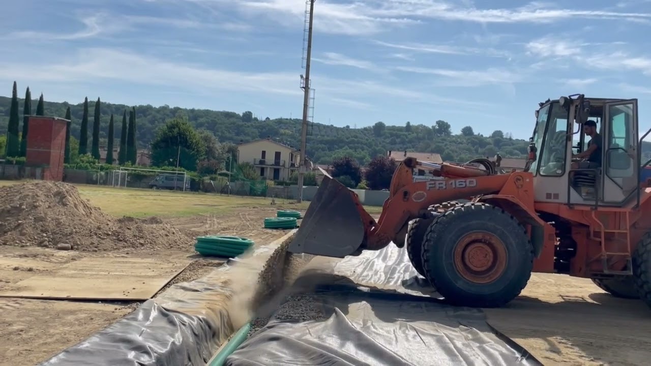 REALIZZAZIONE CAMPO DA CALCIO A 11 IN SINTETICO STADIO LEVANE, MONTEVARCHI (AR)