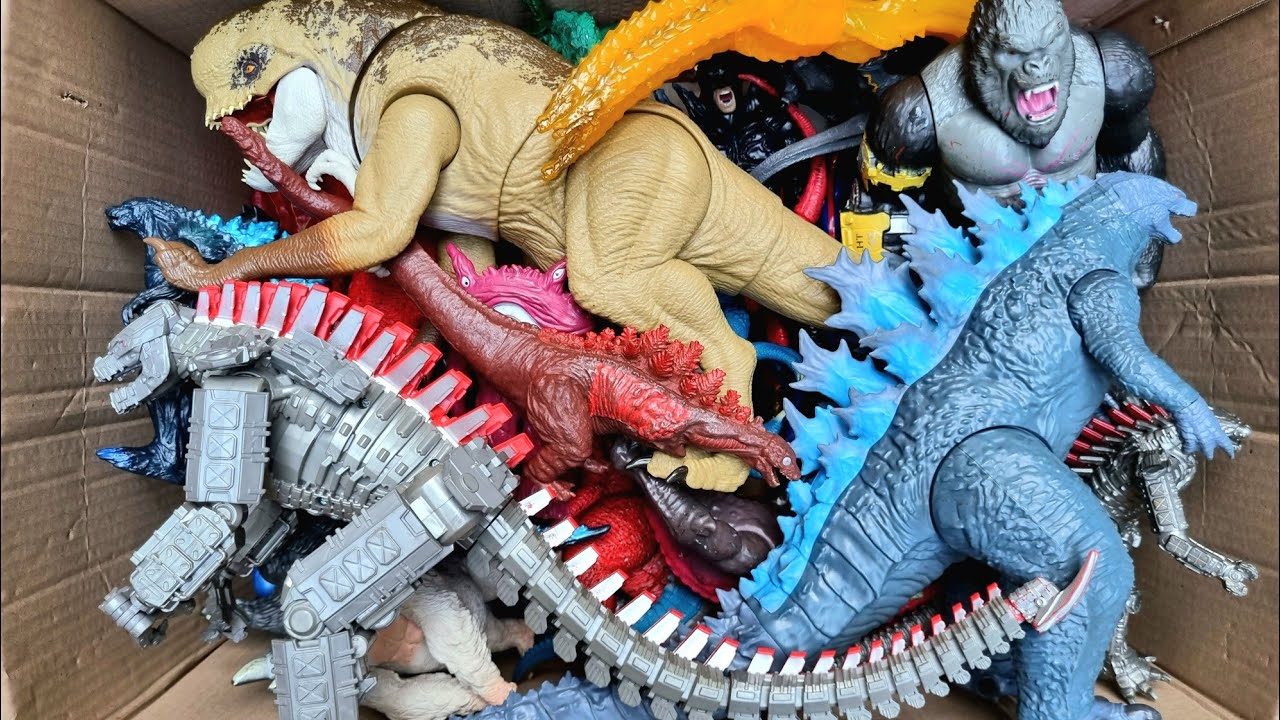 Hunting Jurassic World Dinosaur Toy ASMR Review