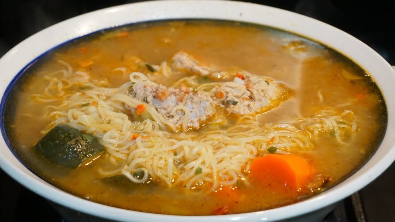 Truco para cenar sabroso y práctico. Albóndigas con ramen. 
