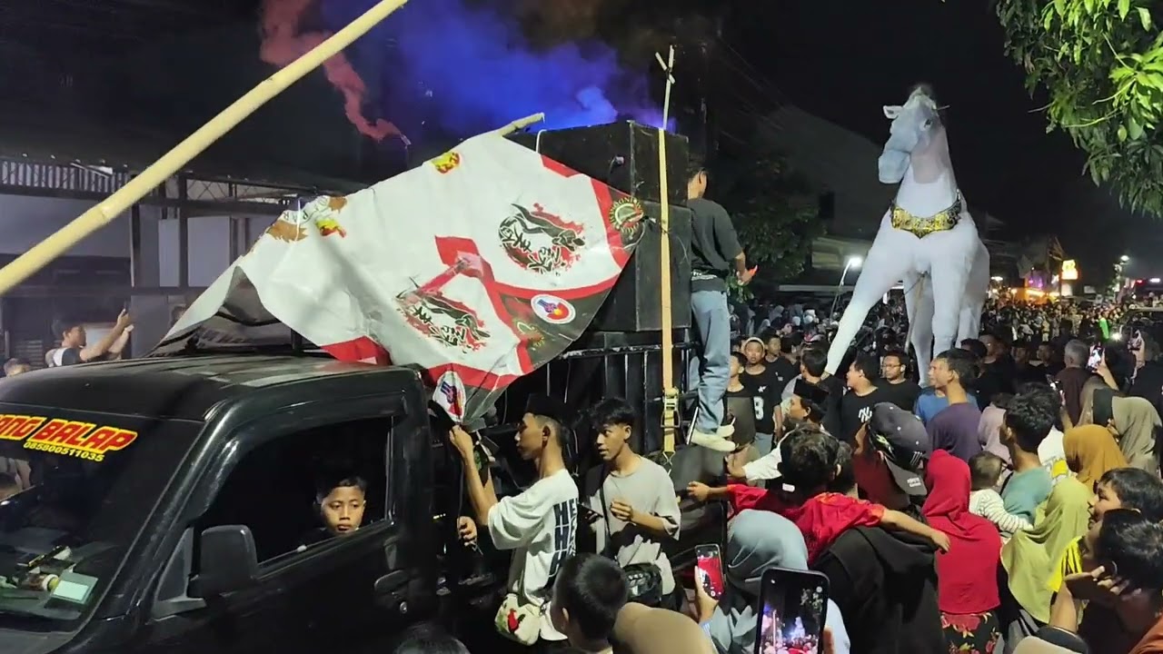 Pawai simbang kulon ada Ogoh-ogohnya