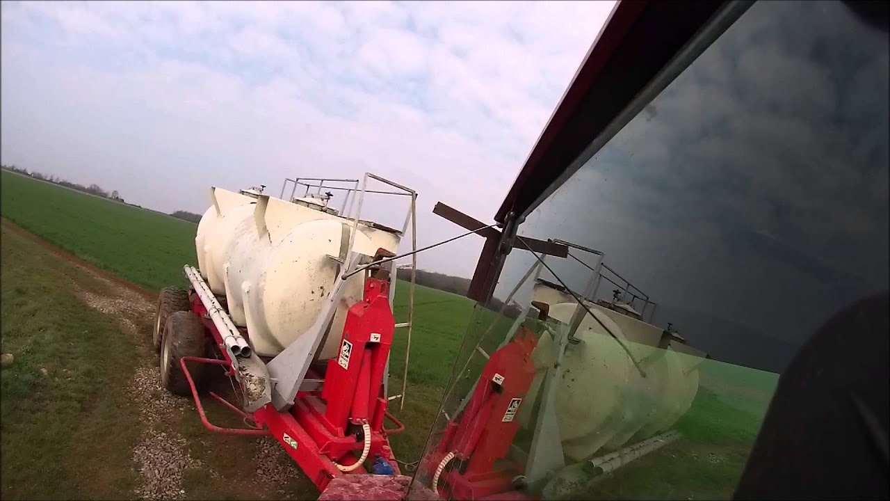 Evrard alpha 2500, case ih magnum 7110 et bigab au ravitaillement d'azote