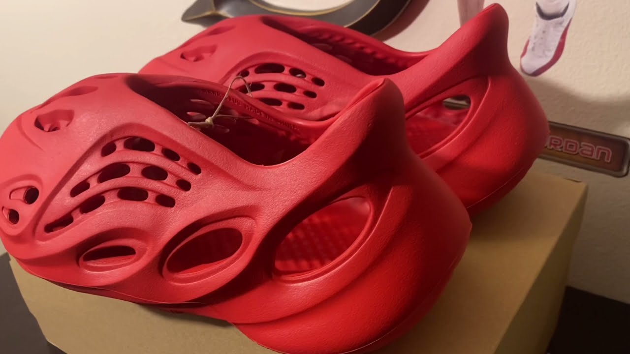 Yeezy foam runner unboxing from Stadium goods (vermillion)