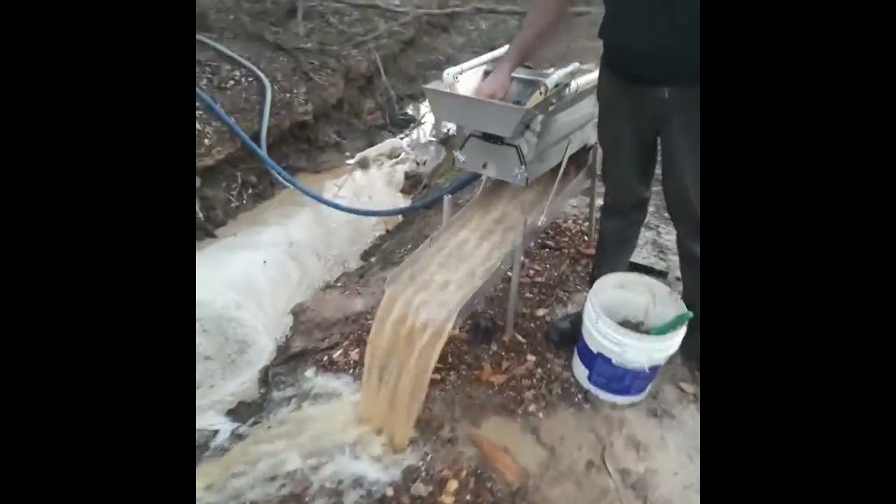 Mini Gold Trommel test run in Victorian Goldfields after lots of mods