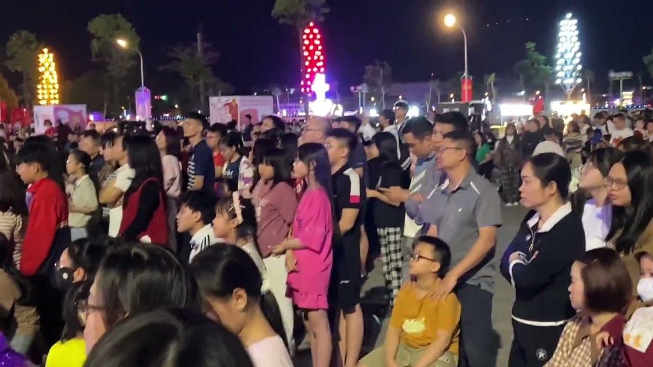 Hưng tồ vlog| video đầu tiên năm 2026 và đi xem văn nghệ của tui