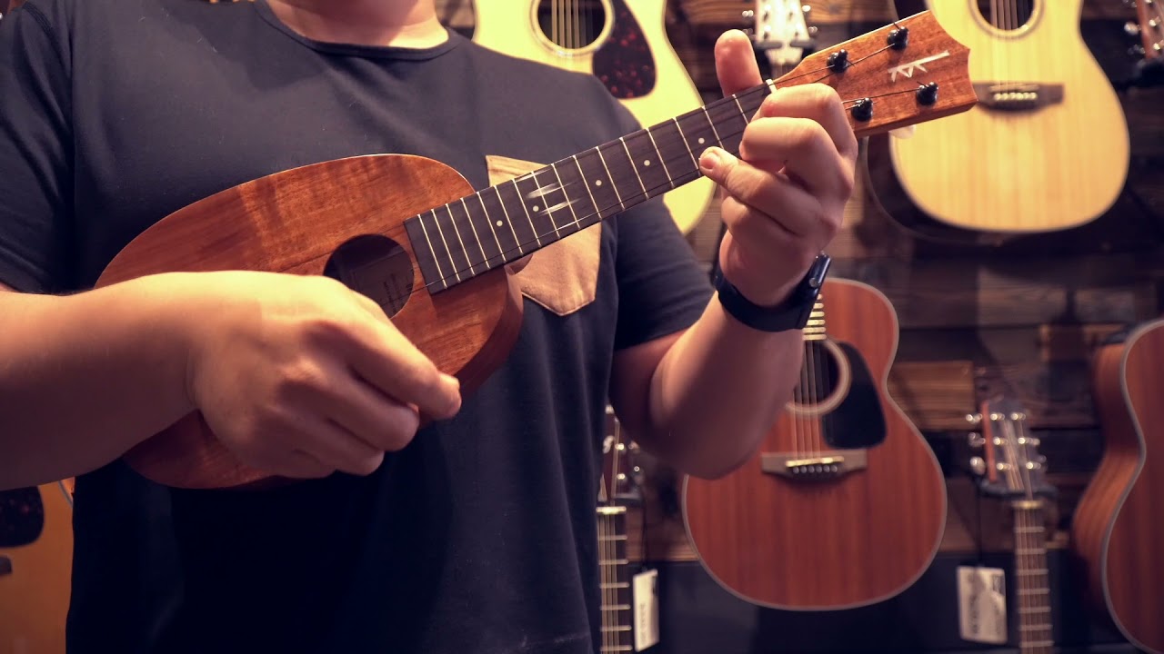Kamaka HP1 2021 Koa Pineapple Ukulele 