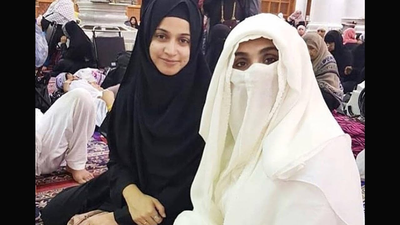 Imran Khan&rsquo;s Third Wife Bushra Maneka&rsquo;s Images #Shorts #YouTubeshorts #ImranKhan
