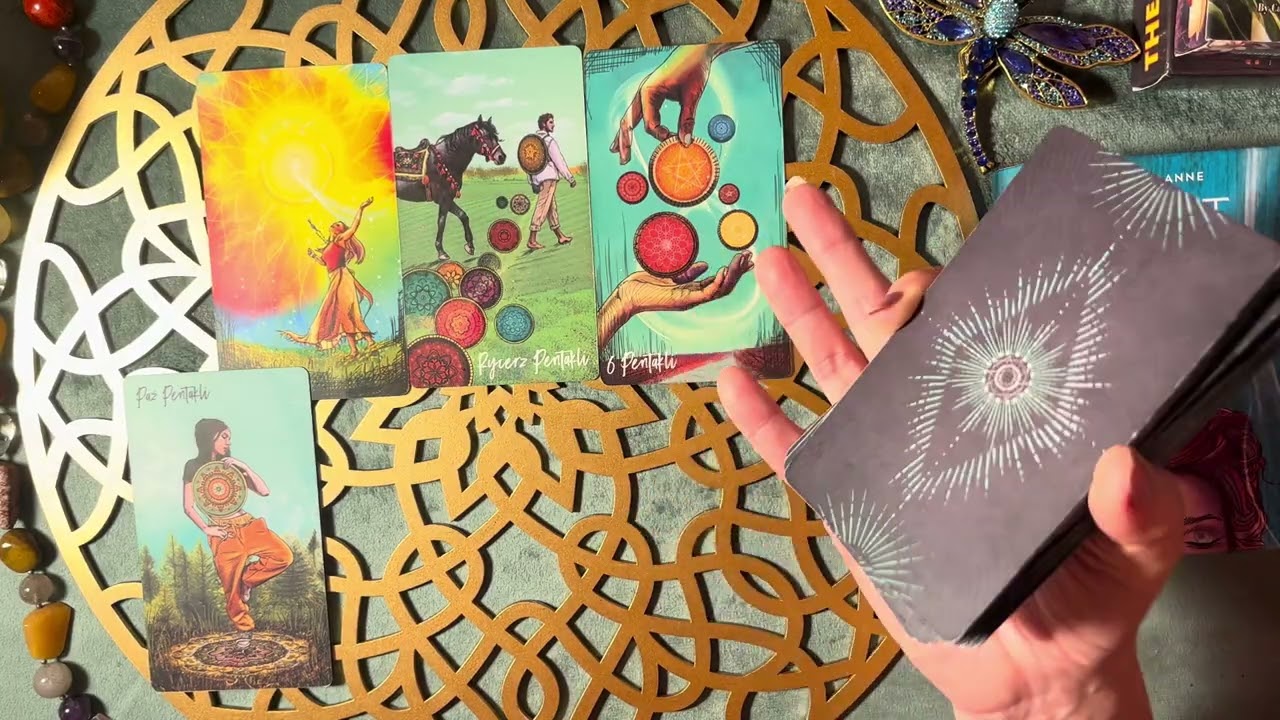 MASZ WIADOMOŚĆ CO DO CIEBIE IDZIE 😘#tarot #wróżba #tarotreading #tarotreader #tarotcards