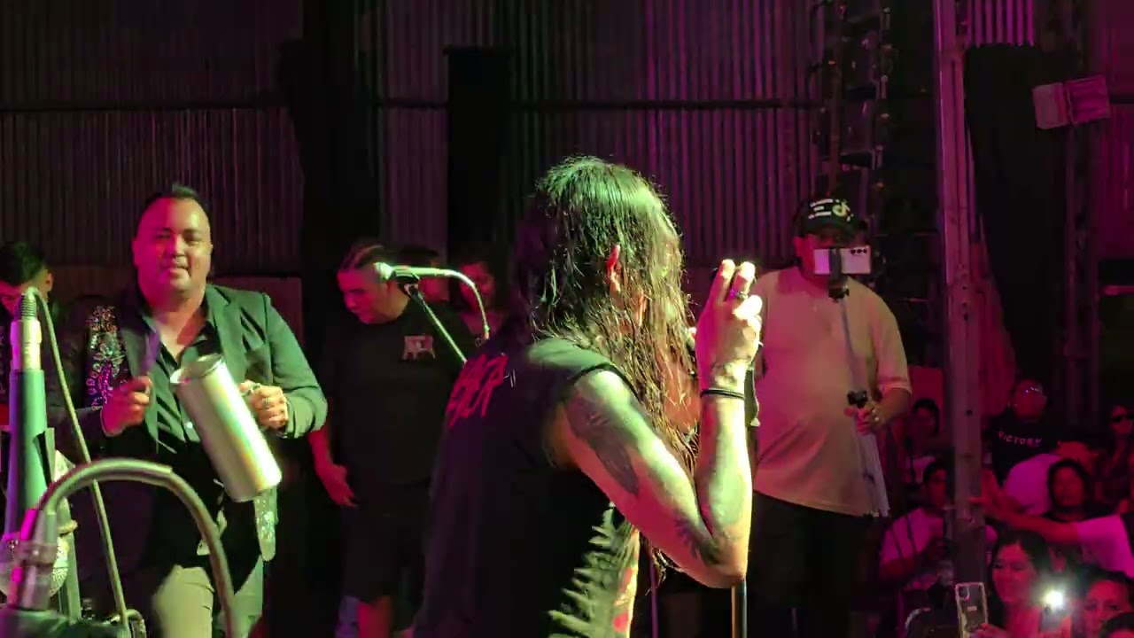 El Chino y la Revelion en vivo 