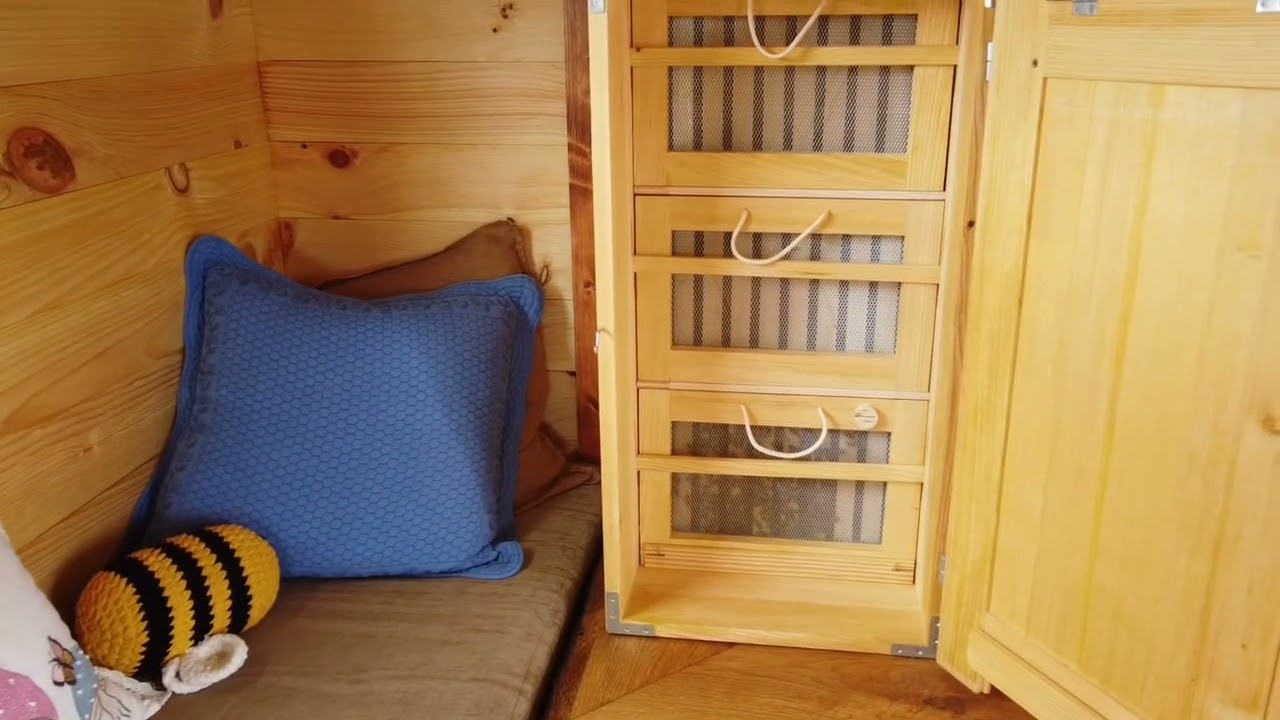 Mission Beelieve's Slovenian Therapeutic Bee House