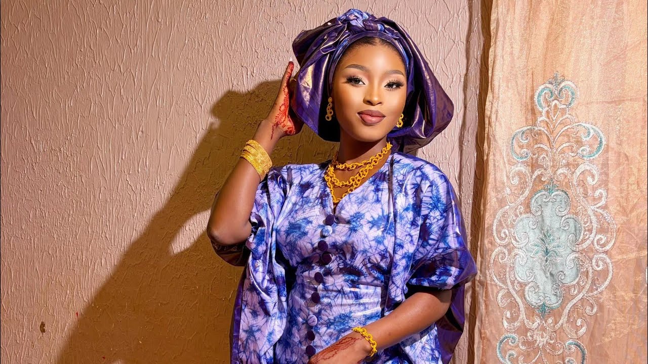 Adji Ka Djeneba – Concert live exclusif au Palais de la Culture Amadou Hampaté Bâ (2025)