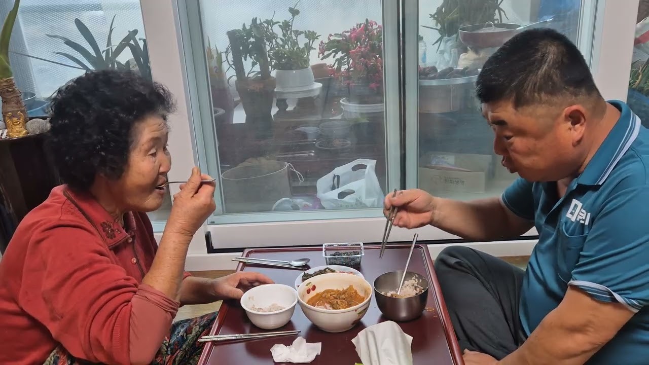 어머니와함께  청국장 으로 아침먹었어요