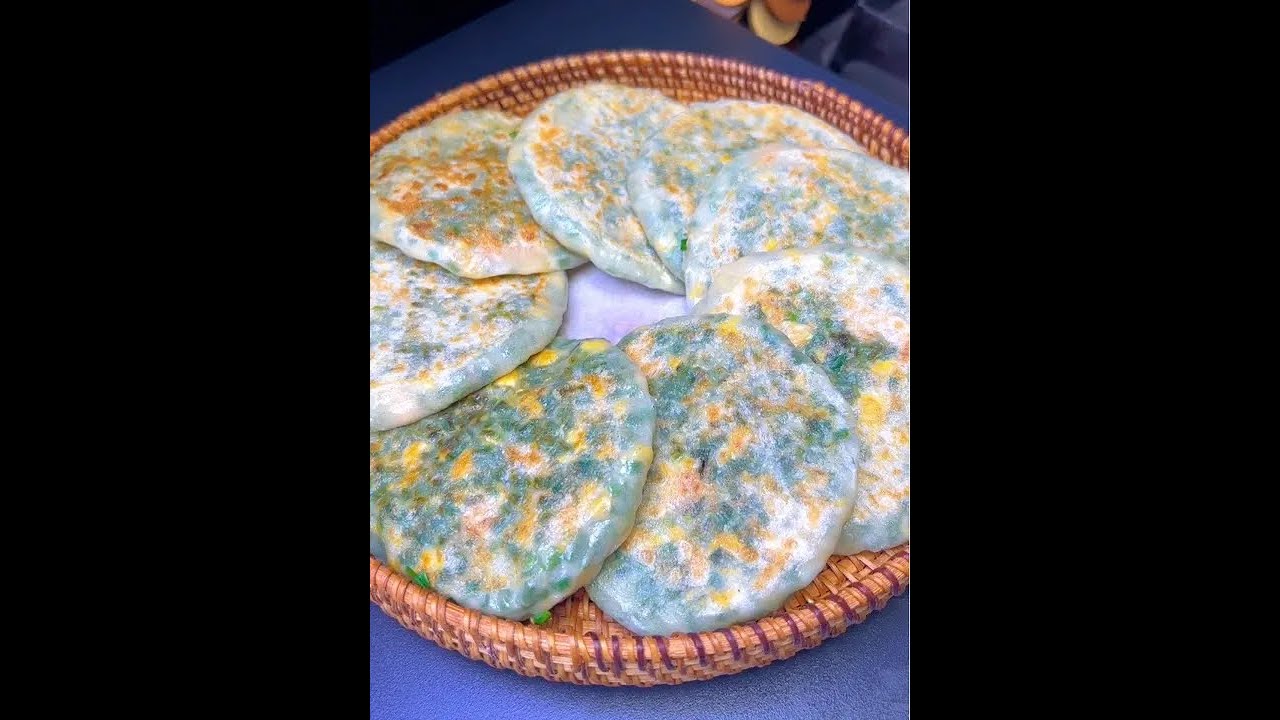 不烫面不擀皮的韭菜盒子做法，个个薄皮大馅，新手一次成功#韭菜盒子#妈呀太香了 #面食分享