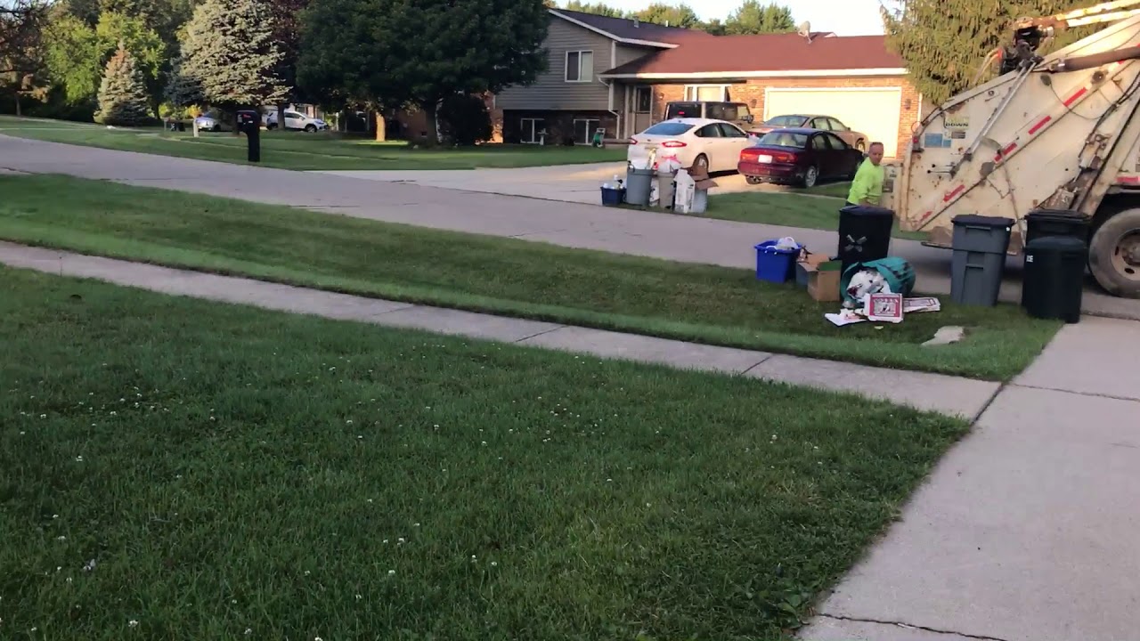 Compost truck Emterra