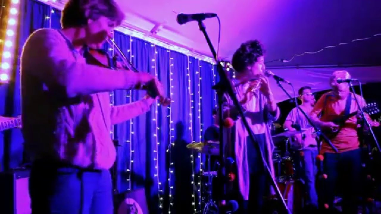 Cocos Lovers live at Stroud Fringe Festival 2015 - (MVI 1651)
