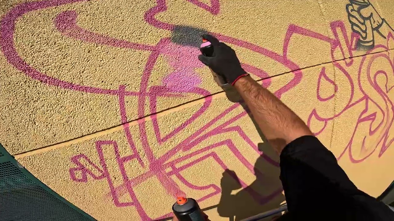 First time using a Crane to Paint Graffiti on High Ground