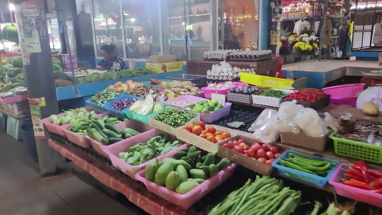 Lamai Fresh Market & Droneflight at Lamai Beach and town Koh samui