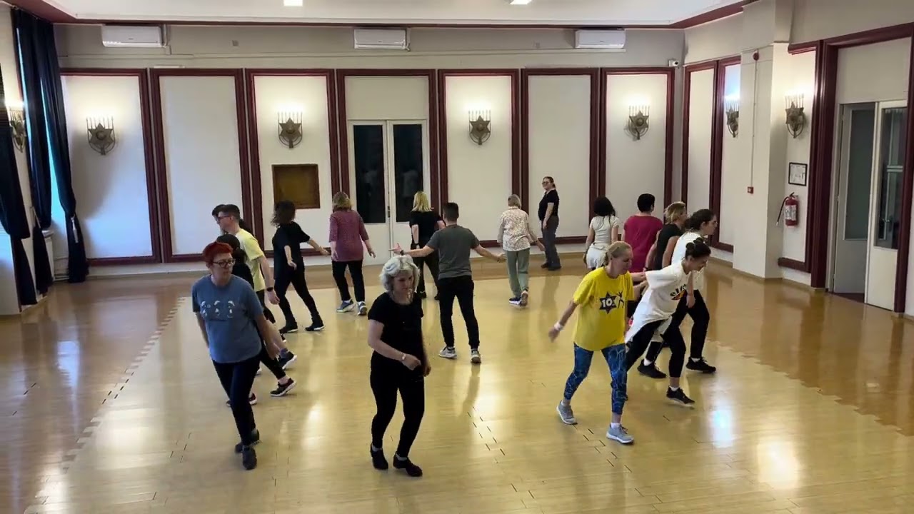 Ani Shaiyach Leam by Yuval Tabashi