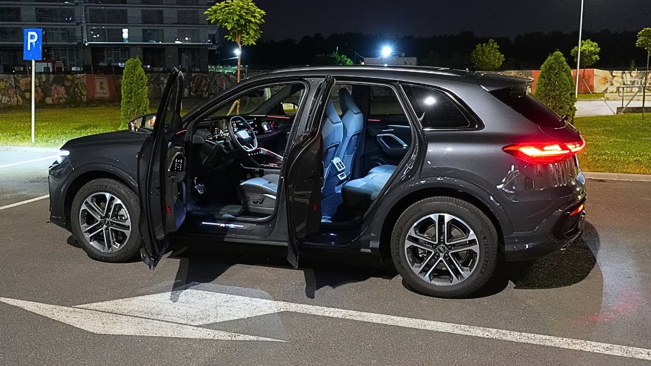 Audi Q5 2025 Night Lights Review