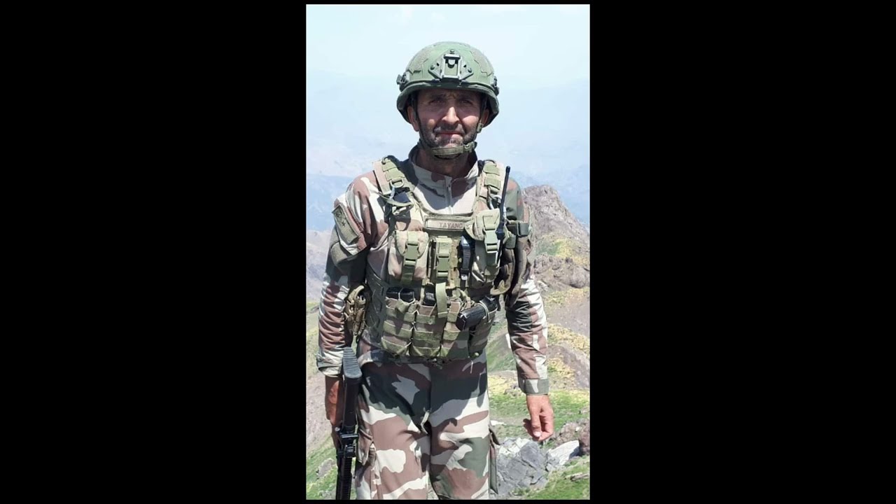 TÜM GENERAL EMRE TAYANÇ-BİR KAR YAĞAR İNCE İNCE