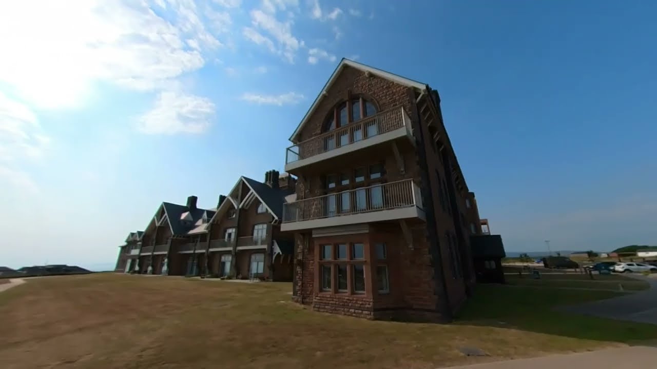 Luxury new-build apartments for sale.  The Links, Rest Bay Porthcawl