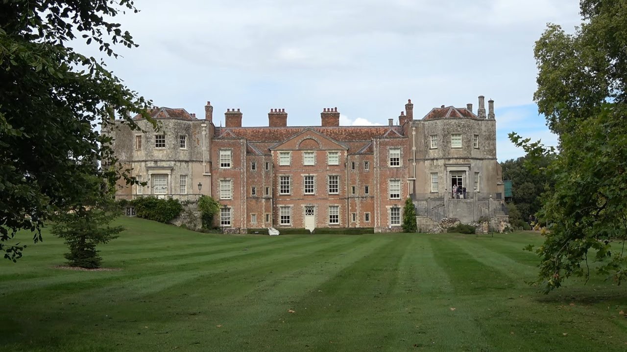 NT Mottisfont, September 2025