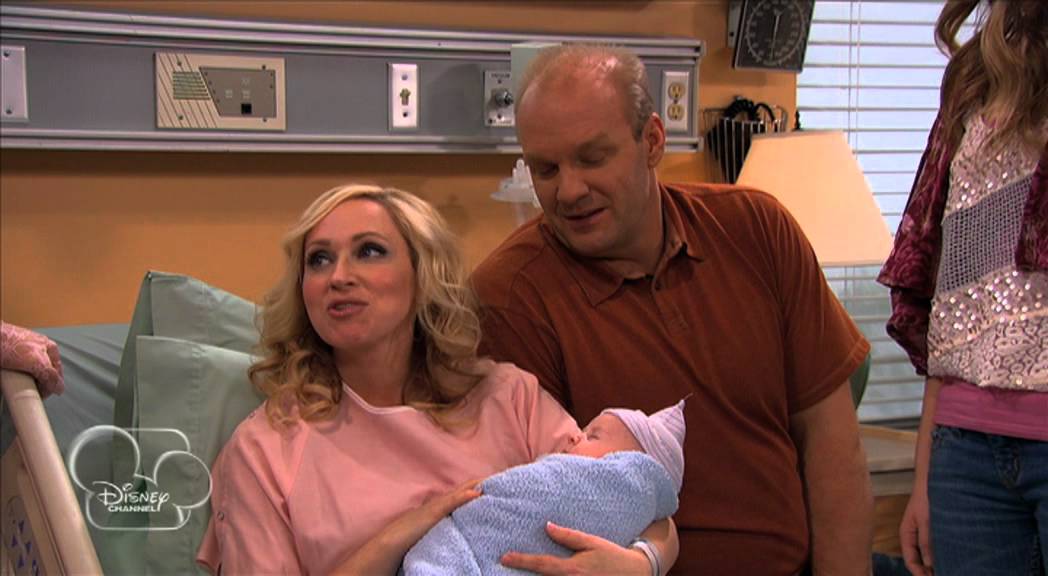 Good Luck Charlie - The New Baby is Born!