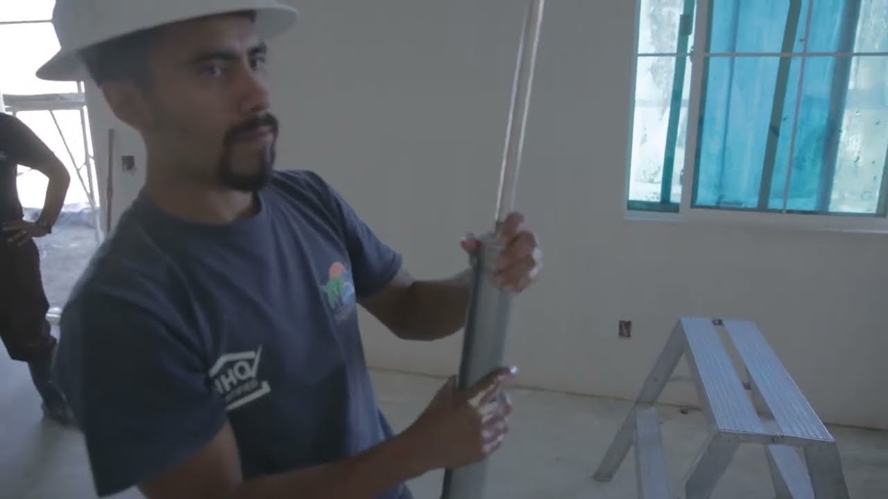 Training Series - Caulking of Ceilings (English)