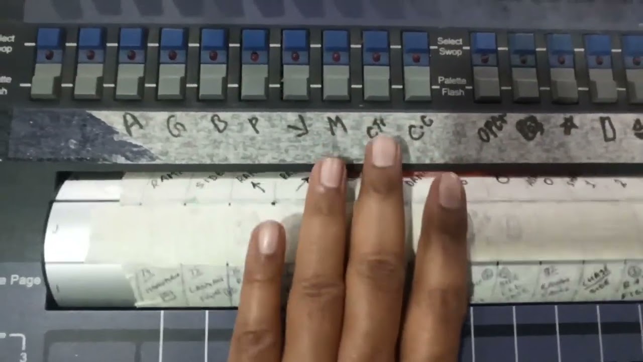 Avolites Pearl 2010 Moving Light Controller Basic interface [ Part - 1 ]@