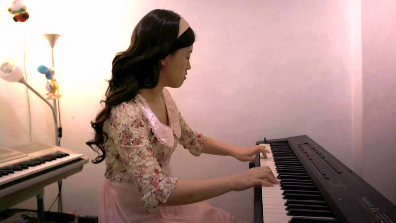 Moonlight piano solo in d minor - pop piano music - instrumental song - Clair de lune