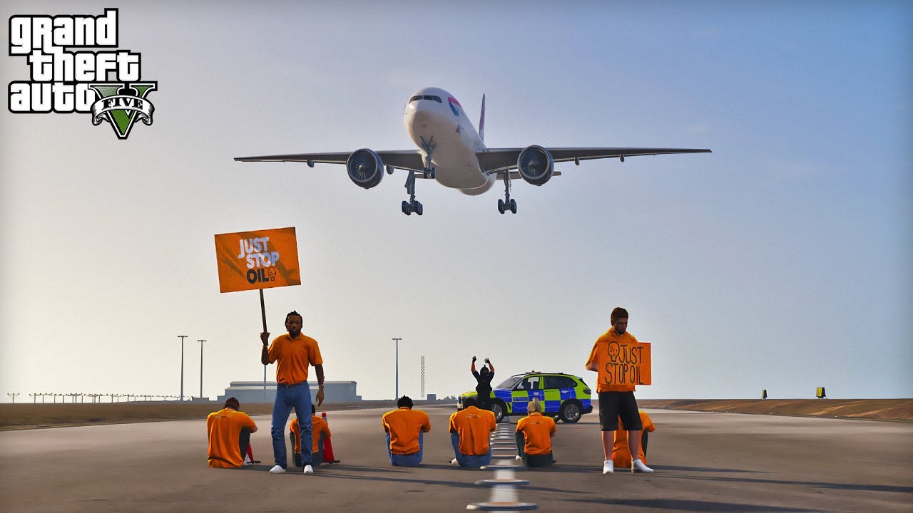 Climate Activists SHUT DOWN Heathrow Airport! (UK GTA 5 LSPDFR Mod)