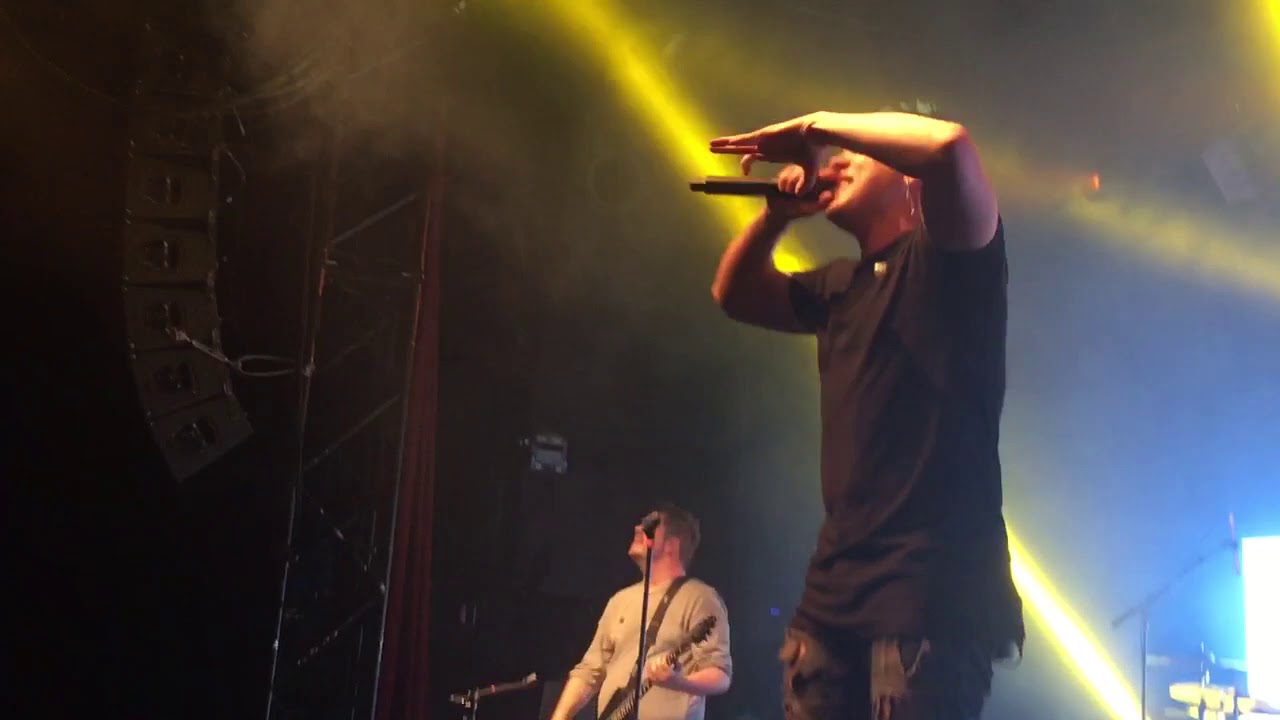 “Hourglass” - Set It Off LIVE (Midnight Tour, Los Angeles)
