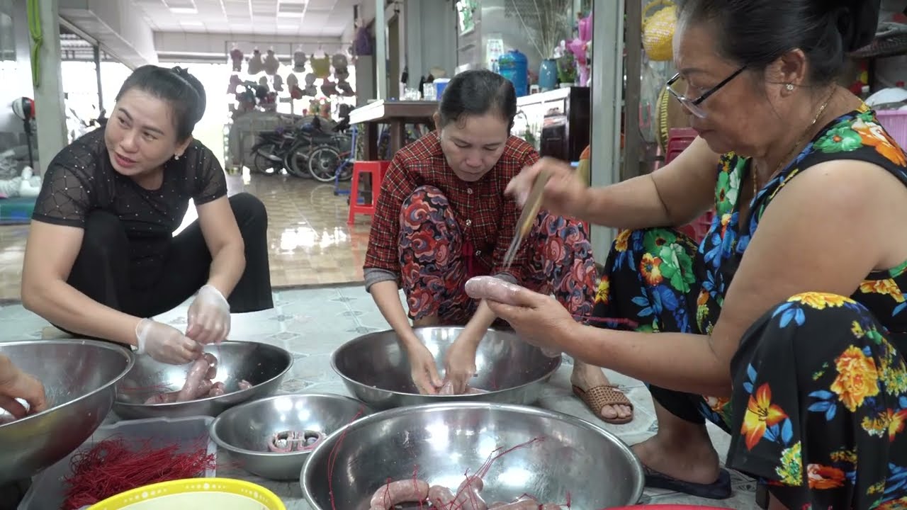 Chị em hàng xóm lại tụ họp làm lạp xưởng [Nam Việt]  giá sau tết 0901201410
