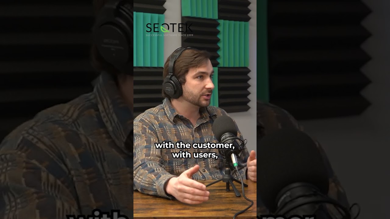 Difference between product owner and a product manager