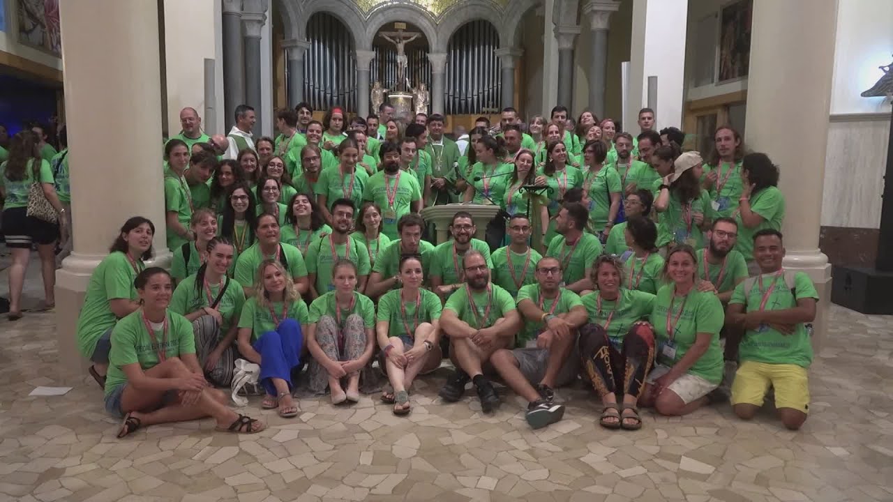 I missionari dalla maglietta verde sulle strade e le spiagge di Riccione