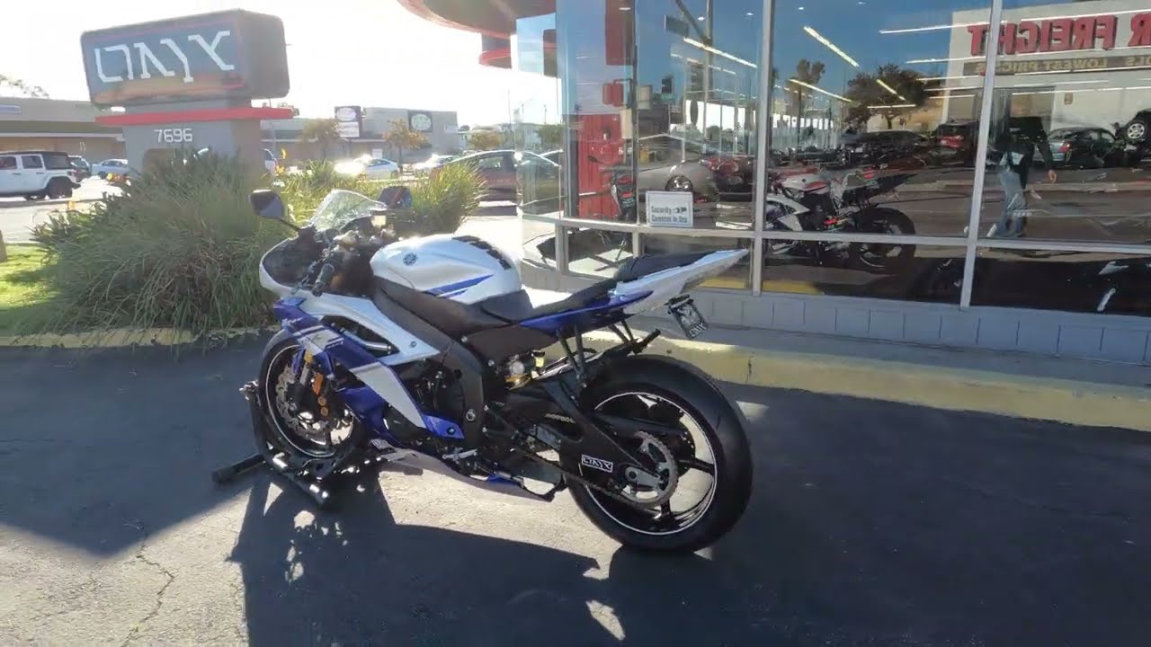 2014 Yamaha R6 | Walk Around, Start-Up & Sound Clip