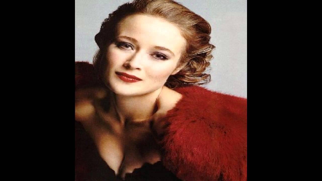 Jennifer Ehle - An underrated beauty and talent
