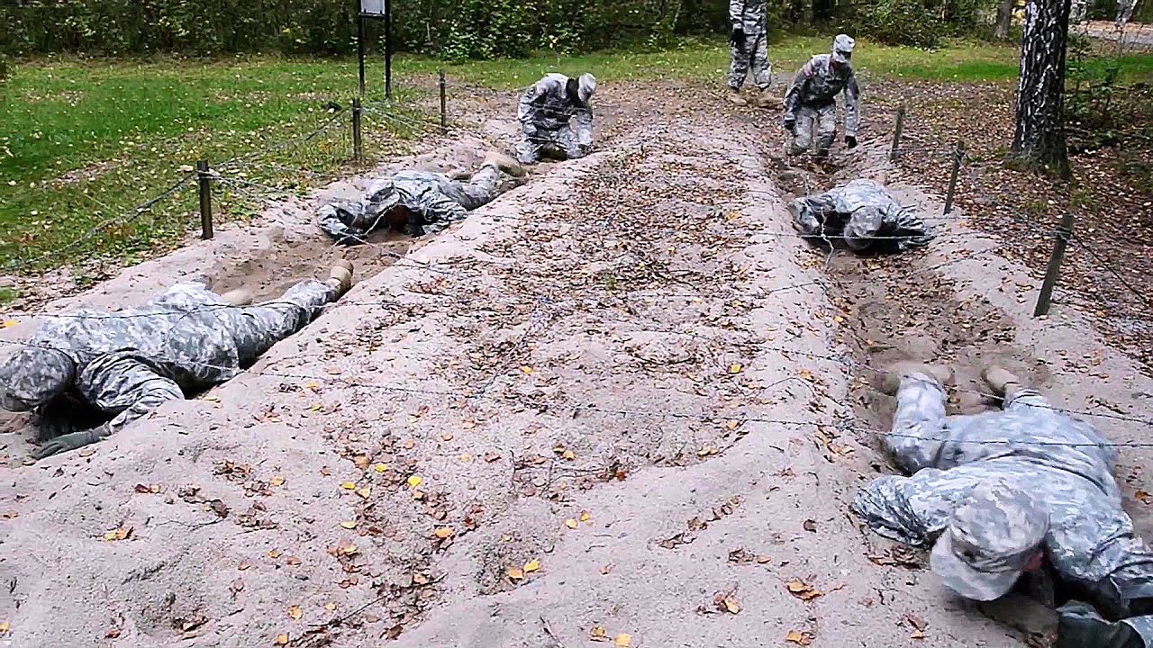 US Military Obstacle Course Training