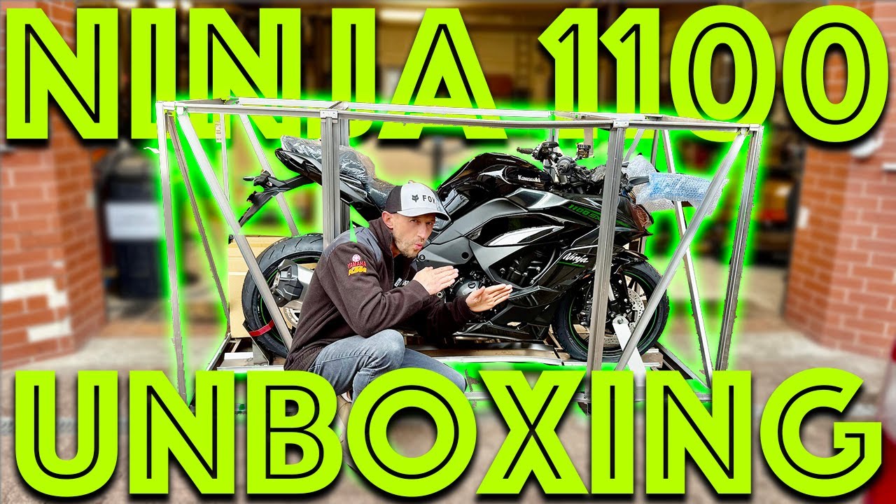 Unboxing Kawasaki Ninja 1100 2025 &ndash; Zobacz, co dostajesz z motocyklem!