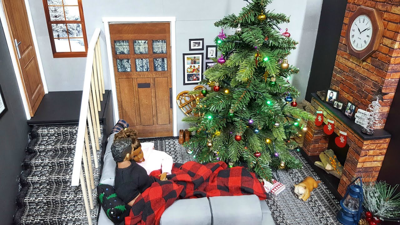 How to make a Christmas Dollhouse 2020