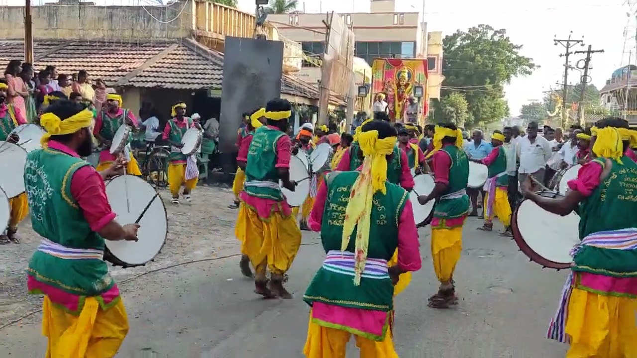 maha kanaka durga song.ammavari nimajjanam 2023 amarthalur. kaja dappulu krishna jilla. kaja dappulu