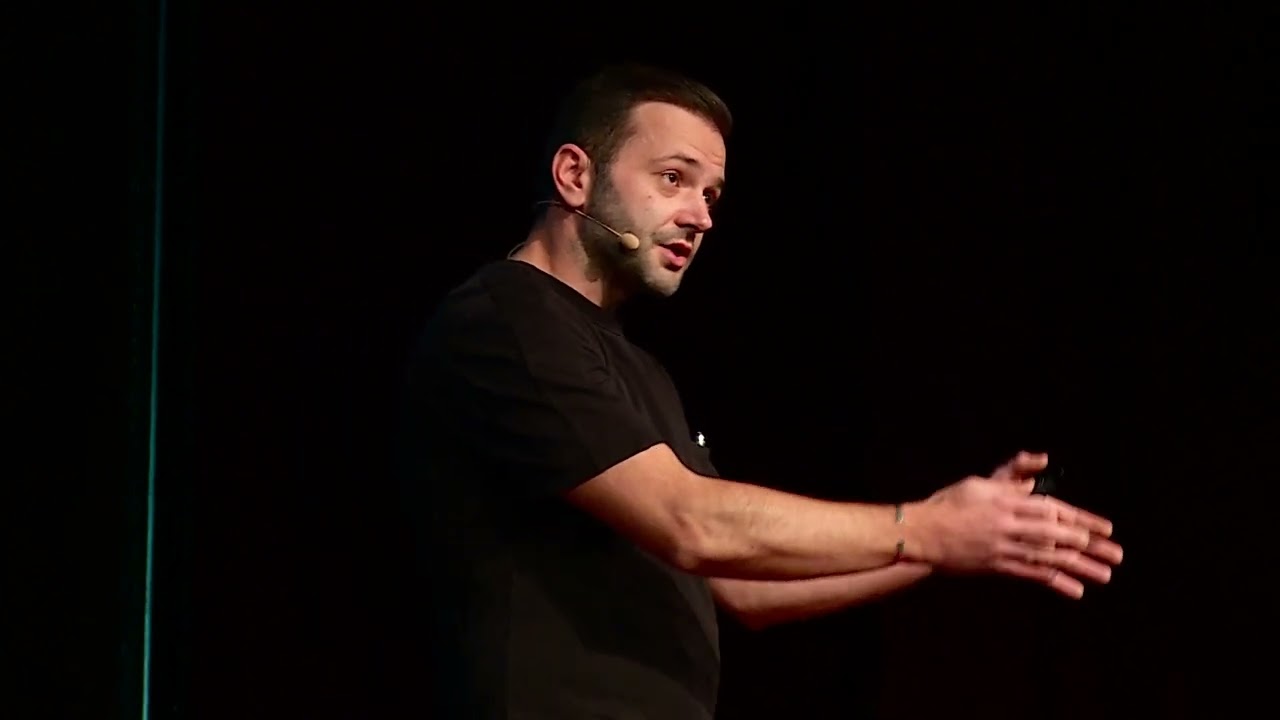 Ultimul Om | Mihai Morar | TEDxBaiaMare