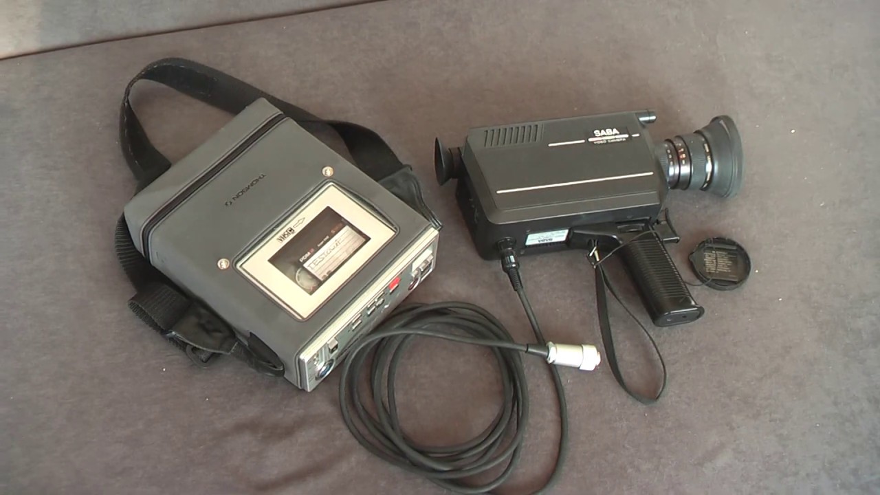 Graty z p&oacute;łki #001: lampowa kamera Saba i przenośny magnetowid VHS-C