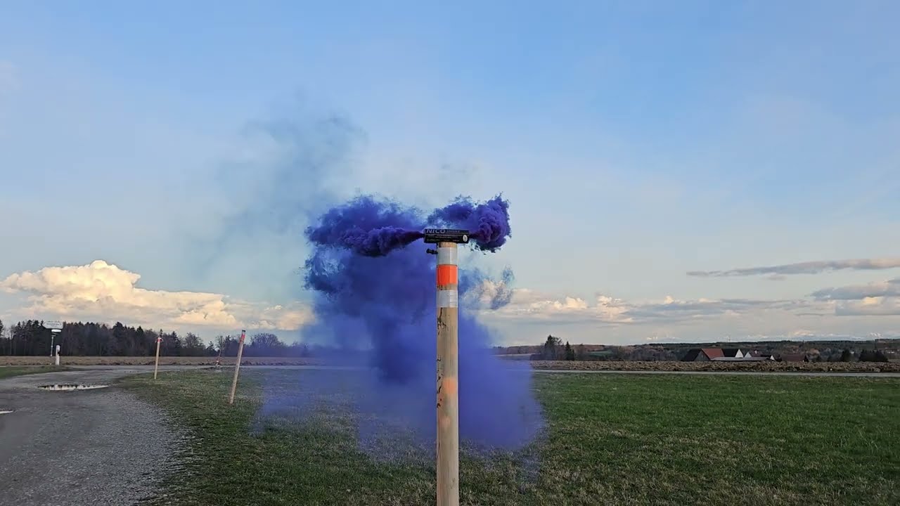 Nico - Smoke, Two Sided, purple / violett, 50 sec, Rauch beidseitig, Abreiszünder, 4K Video