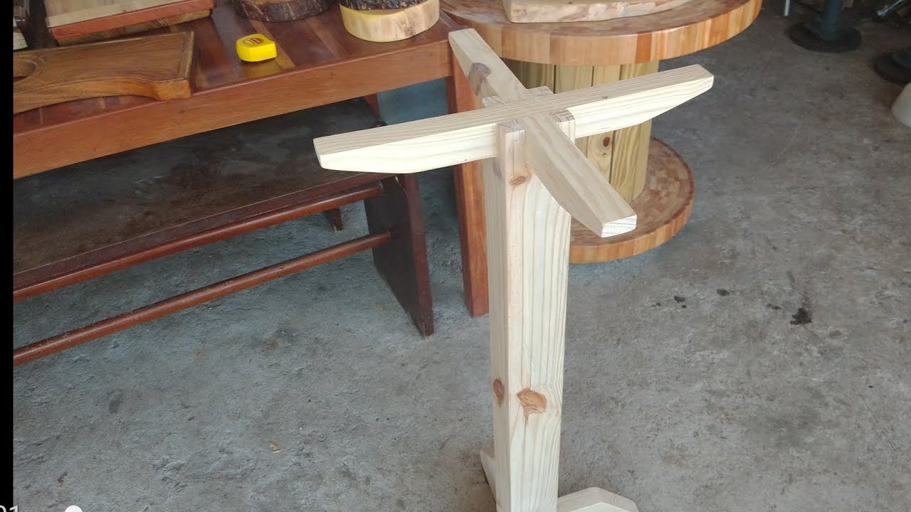 Como fazer um pé pra mesa bistrô - How to make a bistro table walk