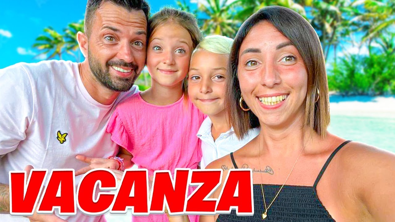 VLOG! LA NOSTRA INTERA VACANZA AL MARE CON MAMMAGIULIA FIGLIACHIARA FIGLIODIEGO E PAPÀANTONIO!